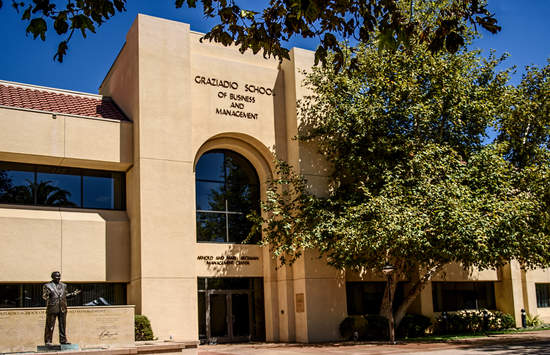 George L. Graziadio Business School building - Ƶ