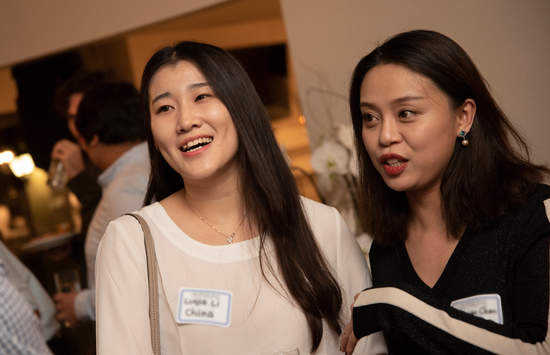 Two female Asian international students - Ƶ
